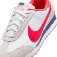 Nike Pacific Sneaker Damen - white/lt crimson-deep royal blue