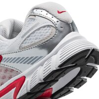 Nike V5 RNR Sneaker Kinder - weiß/silber/rot/schwarz
