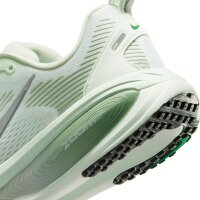 Nike Vomero 18 Laufschuh Damen - grün/silber