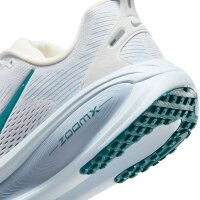 Nike Vomero 18 Laufschuh Damen - grün/silber