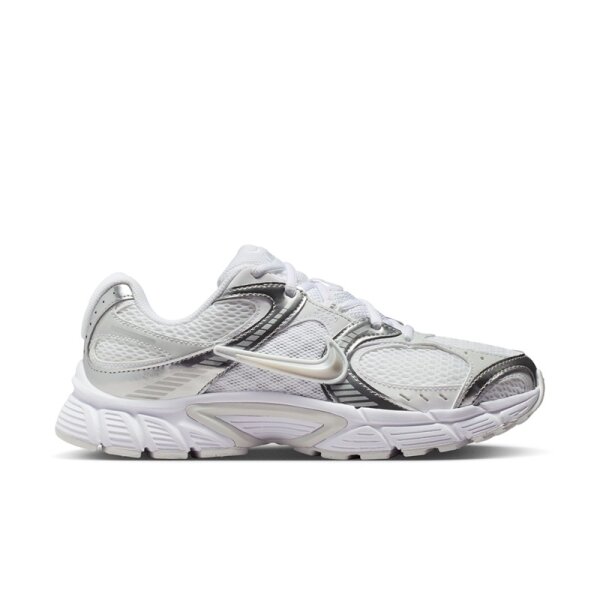 Nike V5 RNR Sneaker Damen - silber/weiß