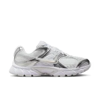 Nike V5 RNR Sneaker Damen - silber/weiß