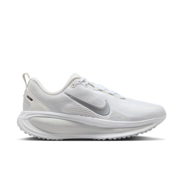 Nike Vomero 18 Laufschuh Damen - weiß/silber