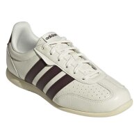 adidas Barreda LO Sneaker Damen - ivory/shabrn/warvan