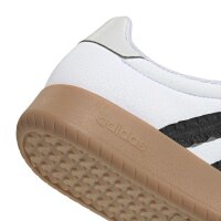 adidas Barreda Schuhe Damen - white/core black/gum10
